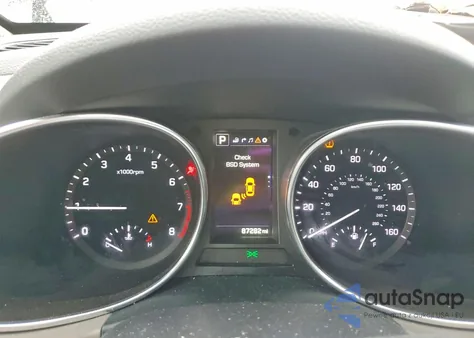 2017 Hyundai Santa Fe z USA, uszkodzony, nr VIN KM8SRDHF3HU241078